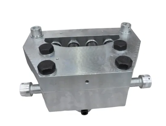 Peças de trituração de torneamento CNC personalizadas titânio de alumínio usinado CNC